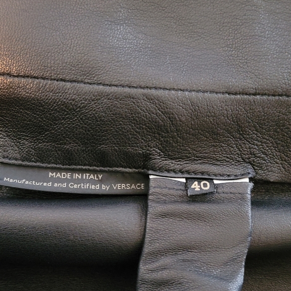 Flash sale⚡️Versace Leather Skirt size 40 - Picture 7 of 16